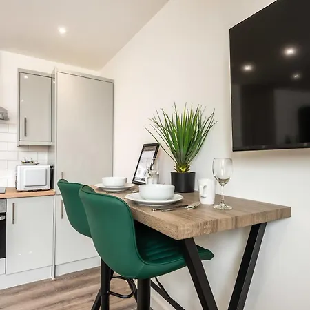 Contemporary 1 Bed Central Rotherham Studio Exterior photo